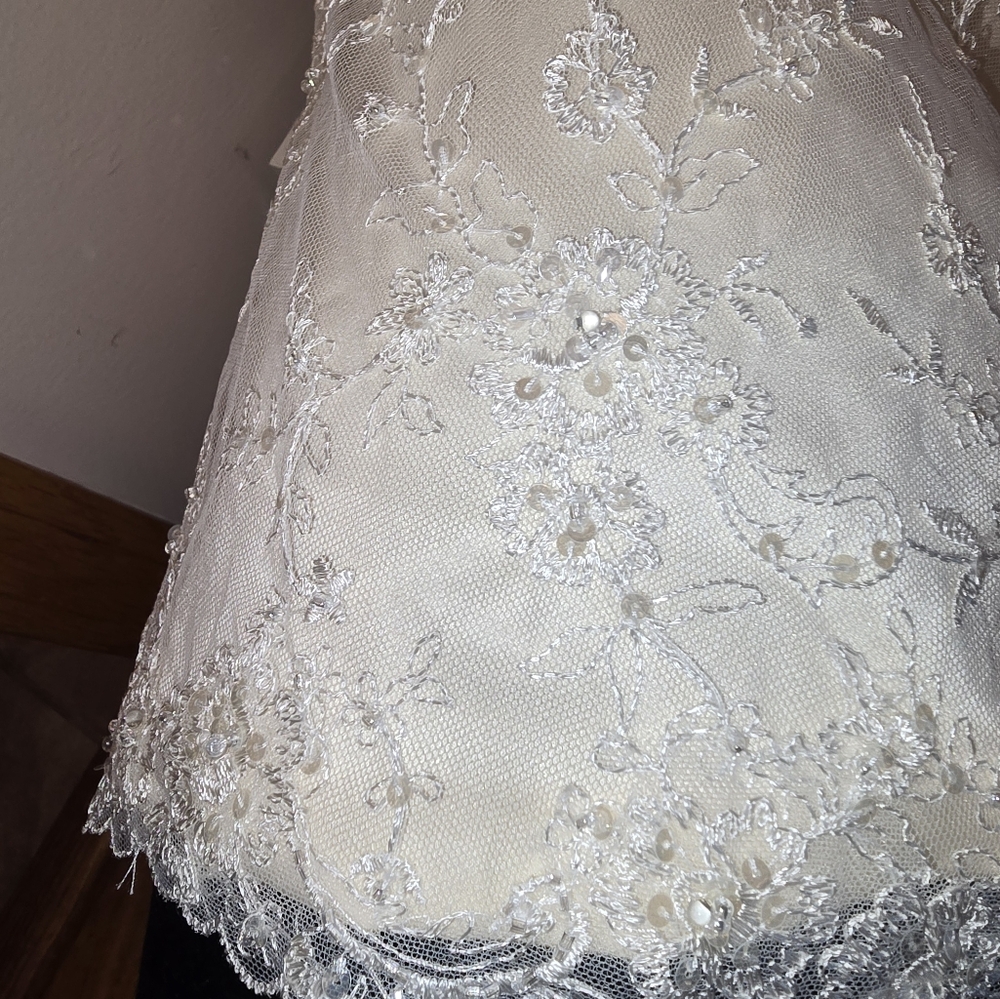 Wedding dress